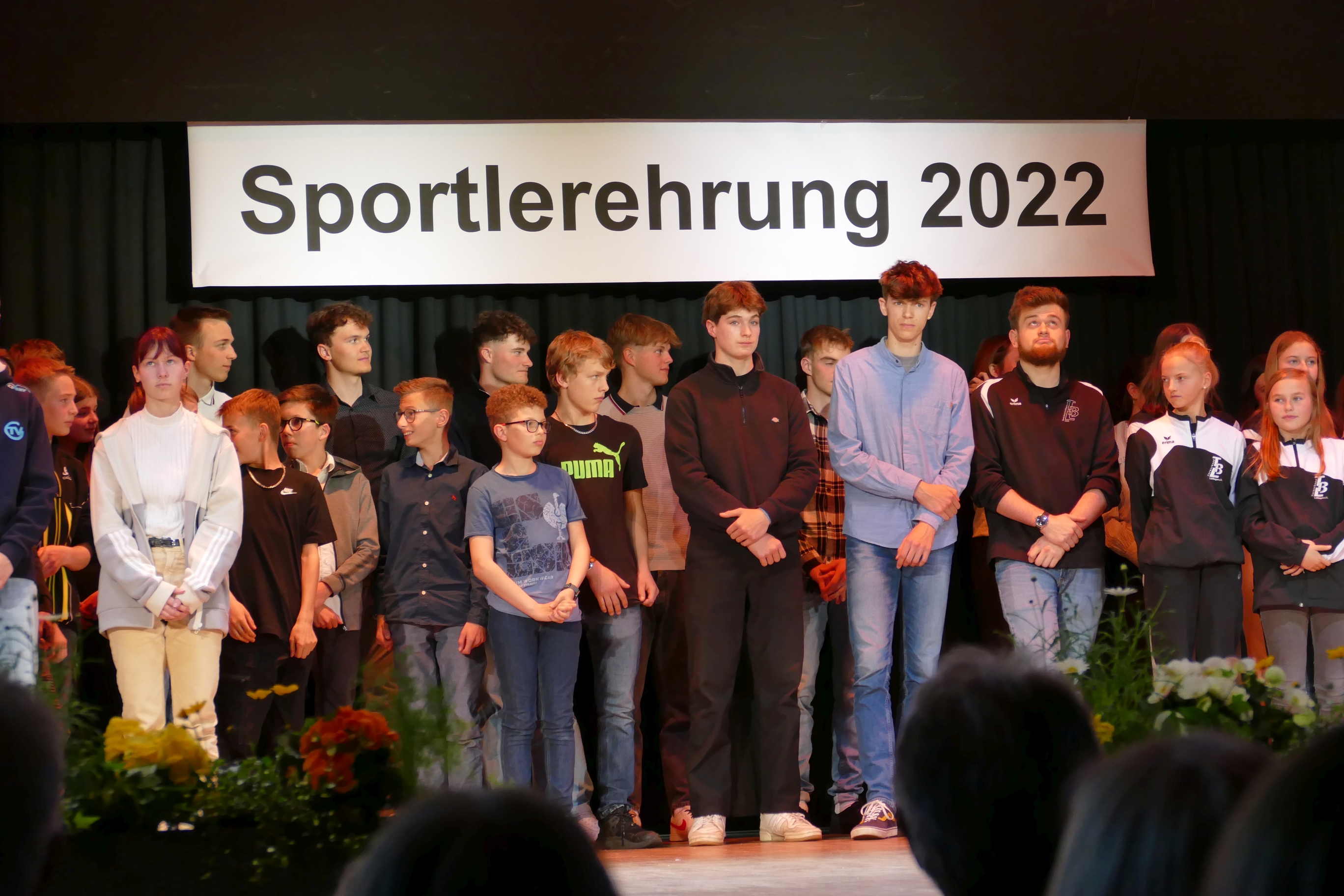 Bild1_Sportlerehrung_LK_BSH_20230505.jpg