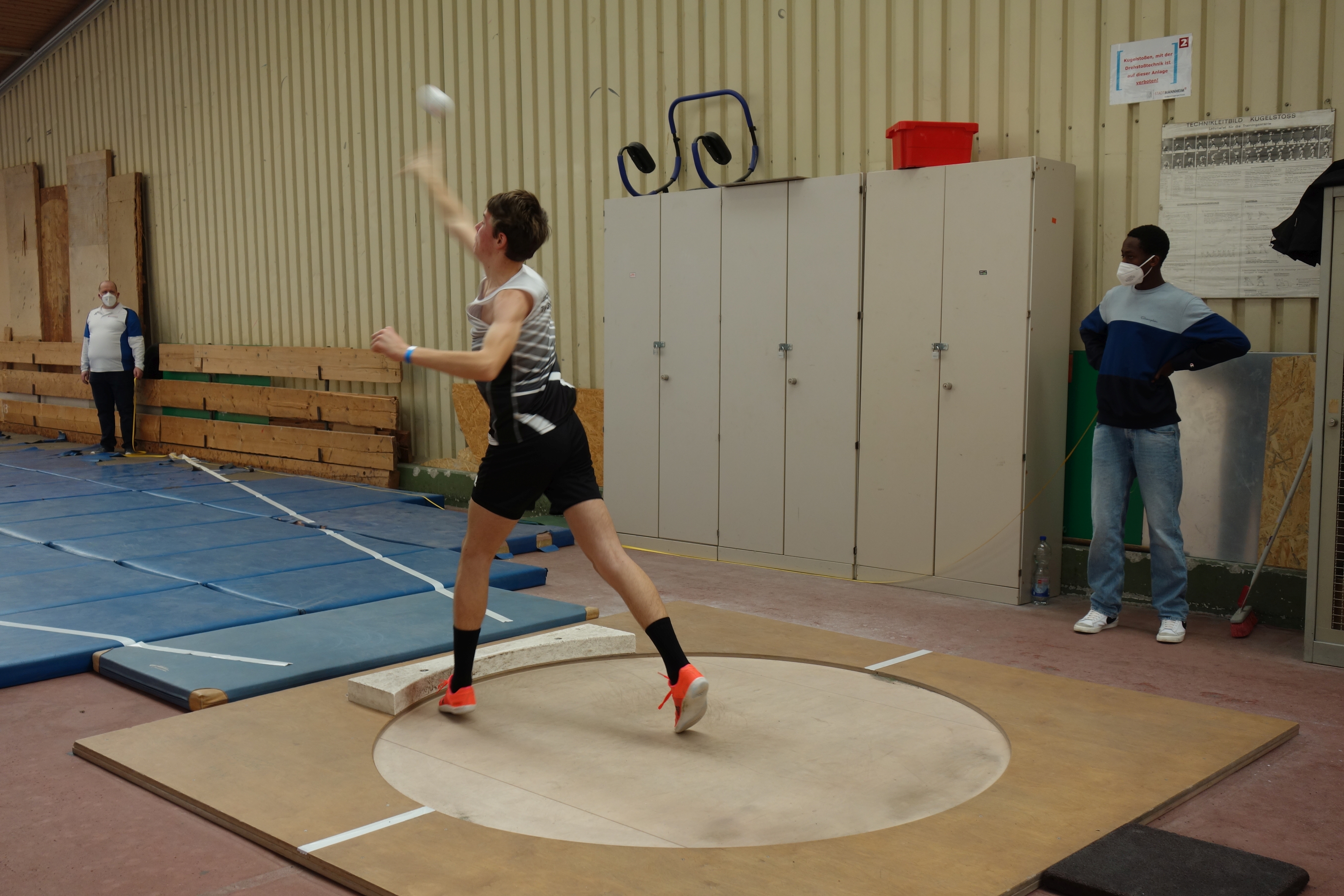 Bild2_BLV_Mannheim_Kugel_U16_2022.jpg